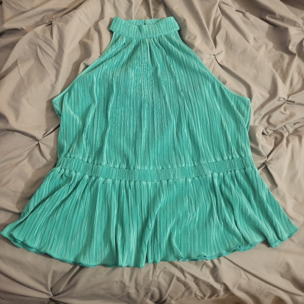 New York & Company Kelly Green Halter Top Size XL